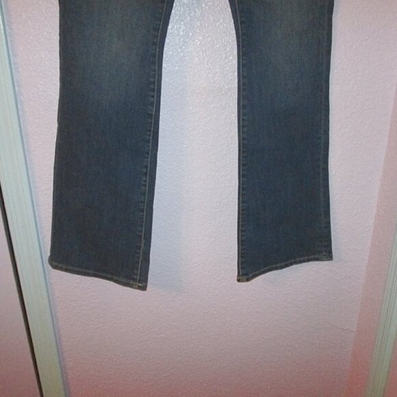 NWT Seven7 BOOTCUT Jeans Size 6 STRETCH Mid Rise DENIM Pockets WESTERN 31x32 - Picture 3 of 10